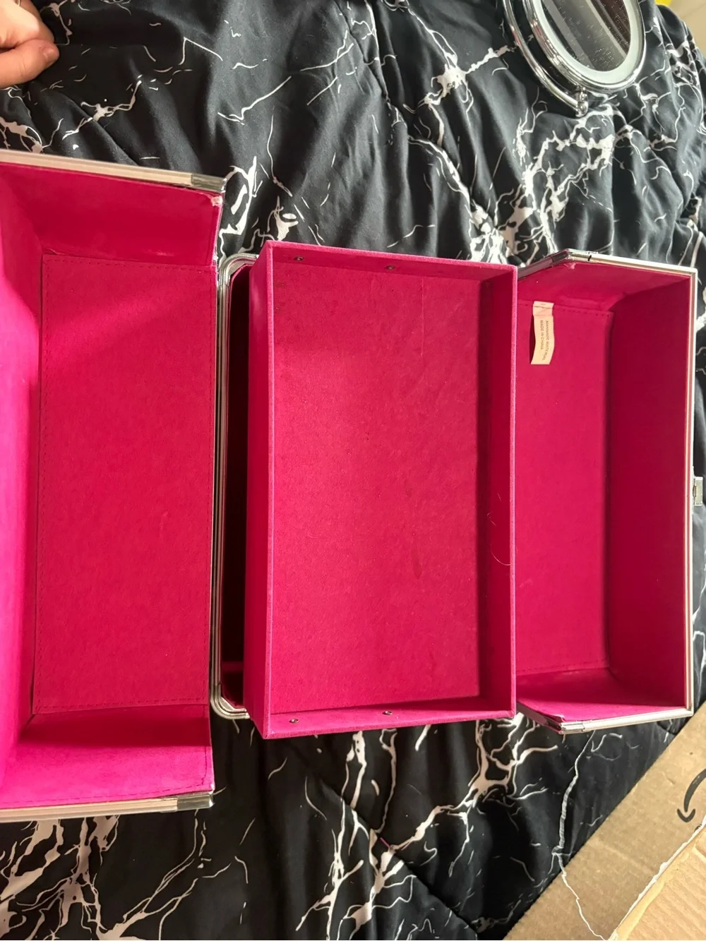 Source Unknown Pink & Cream Printed Makeup Organizer Train Case